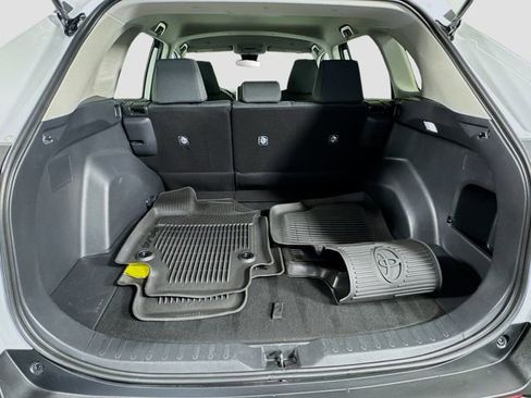 Certified 2024 Toyota RAV4 LE AWD/4WD image 27