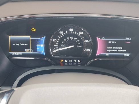 Used 2017 Lincoln Navigator Select RWD image 20