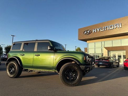 Used 2024 Ford Bronco Wildtrak AWD/4WD image 6