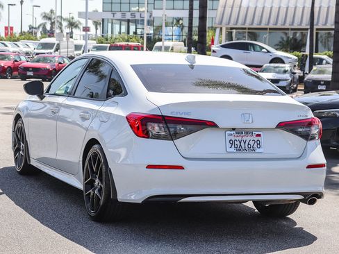 Used 2023 Honda Civic Sport image 13