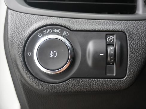 Used 2017 Buick Envision Essence FWD image 26