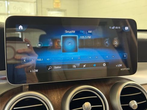 Used 2021 Mercedes-Benz GLC 300 image 46