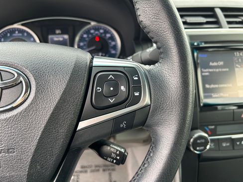 Used 2015 Toyota Camry XLE image 13