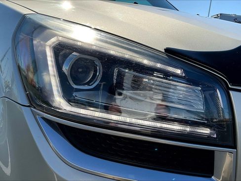 Used 2017 GMC Acadia Limited SLT image 34