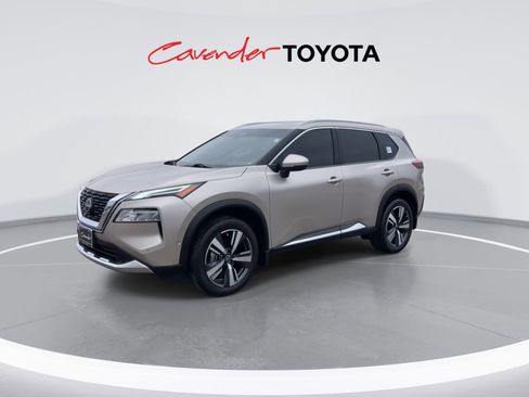 Used 2023 Nissan Rogue Platinum w/ Platinum Premium Package image 4