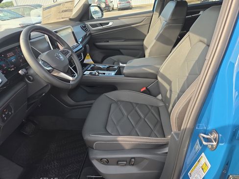 New 2026 Volkswagen Atlas Cross Sport SE image 4
