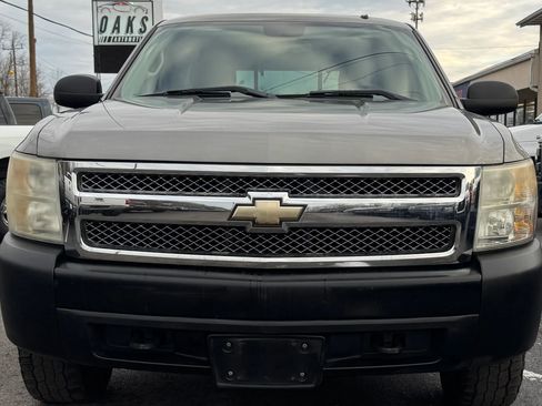 Used 2008 Chevrolet Silverado 1500 W/T w/ Towing Package image 3