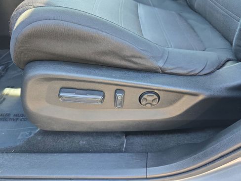 Used 2018 Honda CR-V EX image 30