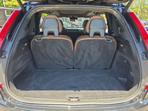 Used 2018 Volvo XC90 T6 Inscription w/ Convenience Package AWD/4WD image 13