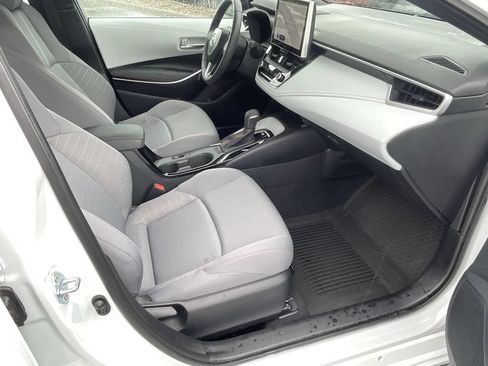 Used 2025 Toyota Corolla FX w/ Convenience Package FWD image 31
