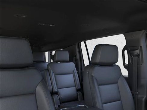 New 2026 Chevrolet Suburban Z71 w/ Comfort Package AWD/4WD image 24