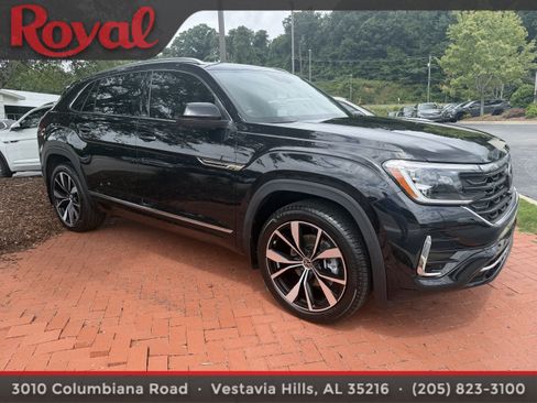 Certified 2026 Volkswagen Atlas Cross Sport SEL Premium R-Line AWD/4WD image 5
