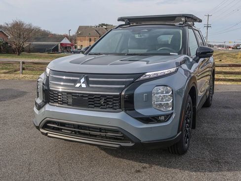 New 2026 Mitsubishi Outlander AWD image 5