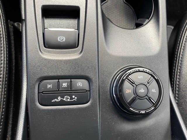 Used 2025 Ford Ranger Lariat w/ FX4 Off-Road Package AWD/4WD image 21