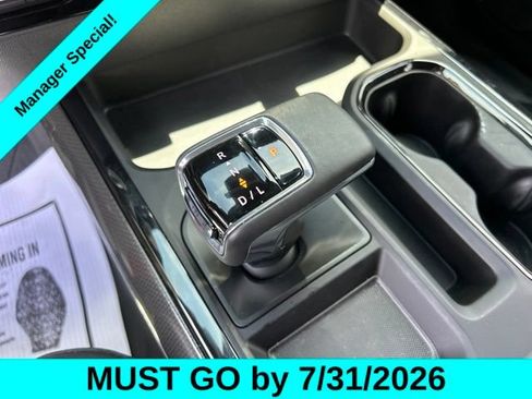 Used 2025 Chevrolet Silverado 1500 ZR2 AWD/4WD image 24