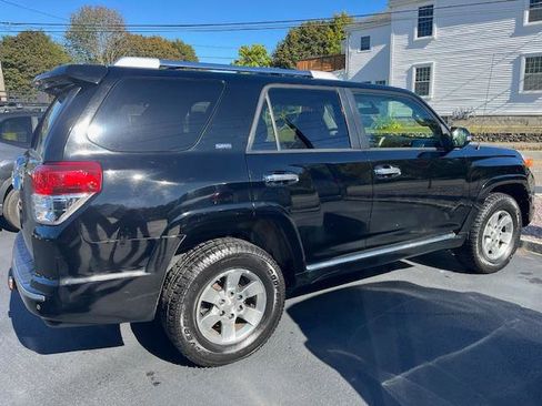Used 2013 Toyota 4Runner SR5 image 4