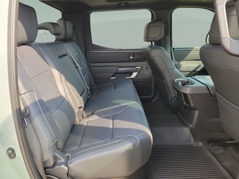 Used 2025 Toyota Tundra Platinum AWD/4WD image 27
