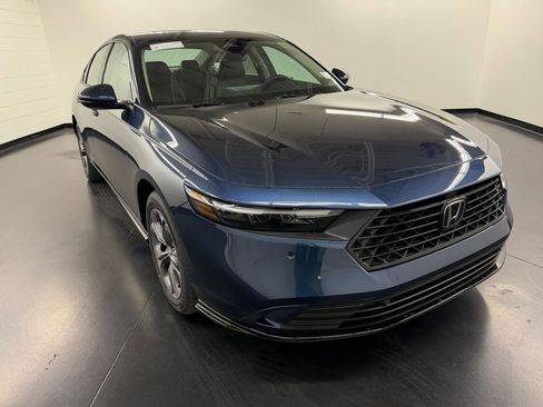 New 2026 Honda Accord EX-L image 7