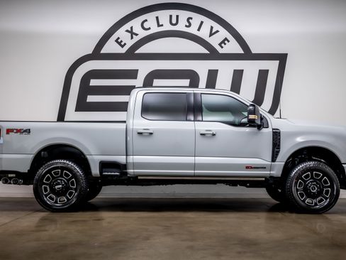 Used 2026 Ford F250 Platinum AWD/4WD image 8