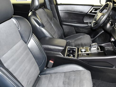 Used 2023 Mitsubishi Outlander SE AWD/4WD image 41