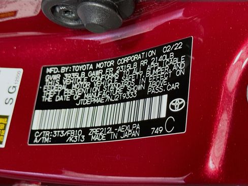 Used 2022 Toyota Corolla LE FWD image 39