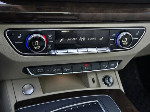 Used 2018 Audi Q5 2.0T Premium Plus image 21
