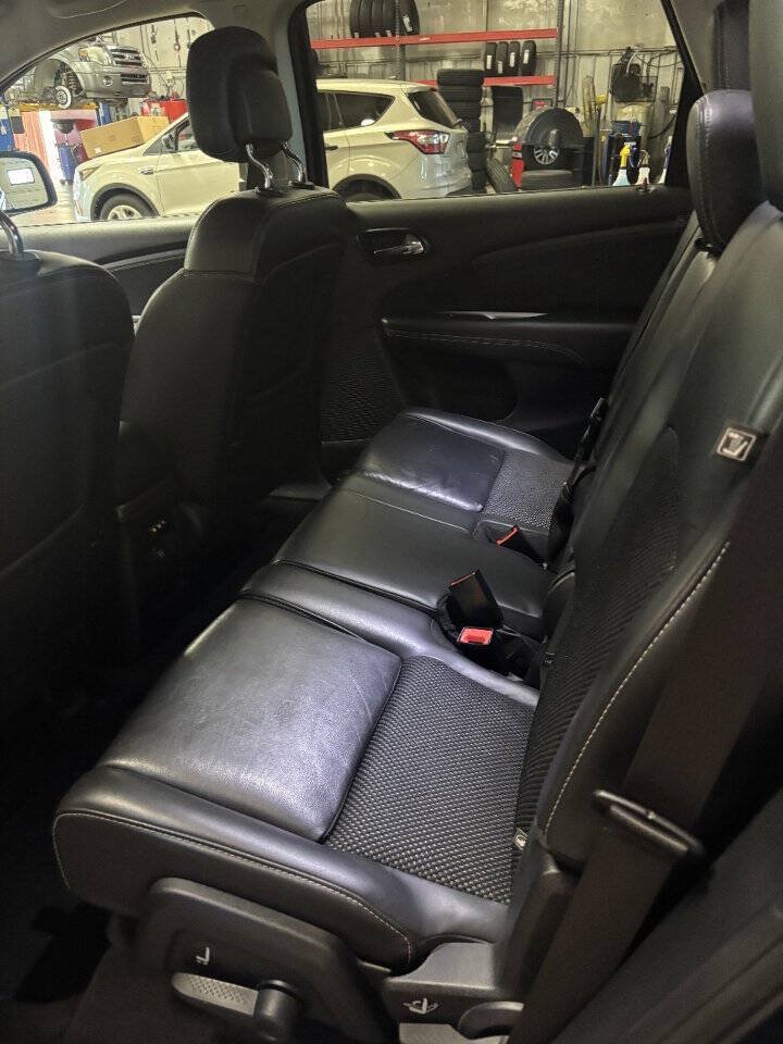 Used 2018 Dodge Journey Crossroad w/ Popular Equipment Group AWD/4WD image 5