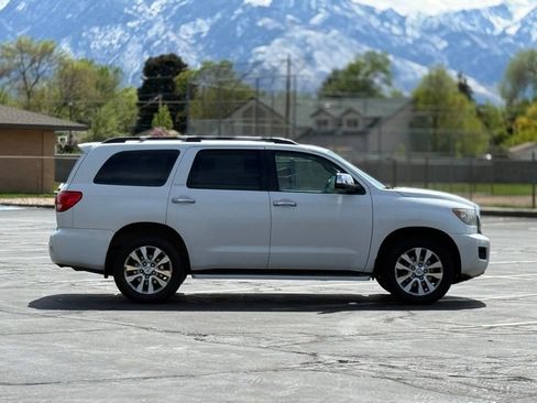 Used 2008 Toyota Sequoia Limited AWD/4WD image 4
