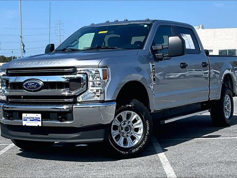 Used 2021 Ford F250 XL w/ STX Appearance Package image 3