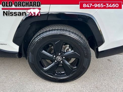 Used 2021 Toyota RAV4 XSE AWD/4WD image 7