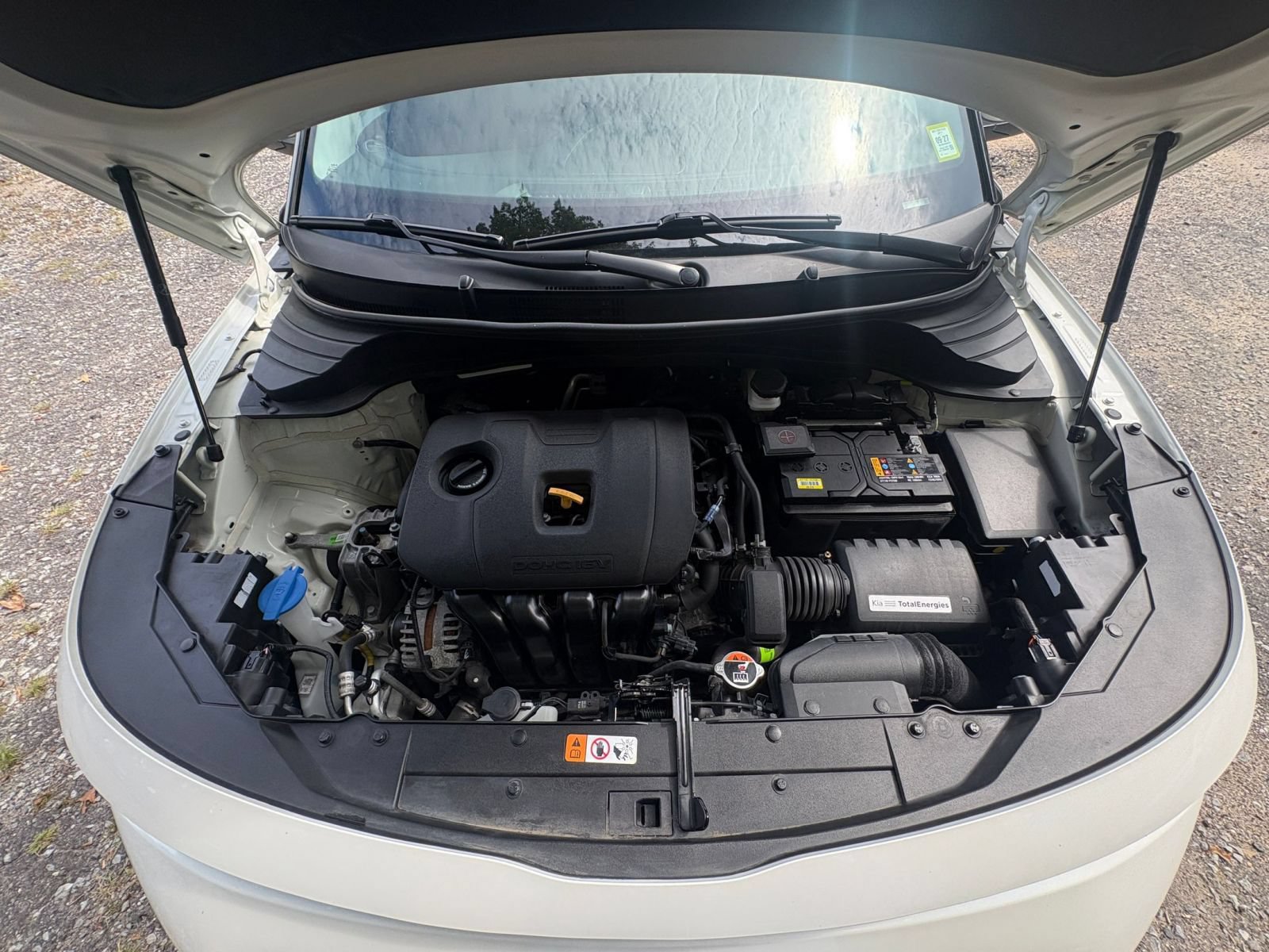 Used 2025 Kia Soul LX w/ LX Technology Package FWD image 27