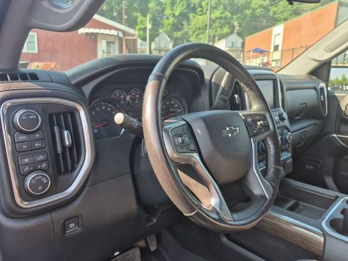 Used 2020 Chevrolet Silverado 1500 RST w/ Rally Edition AWD/4WD image 10