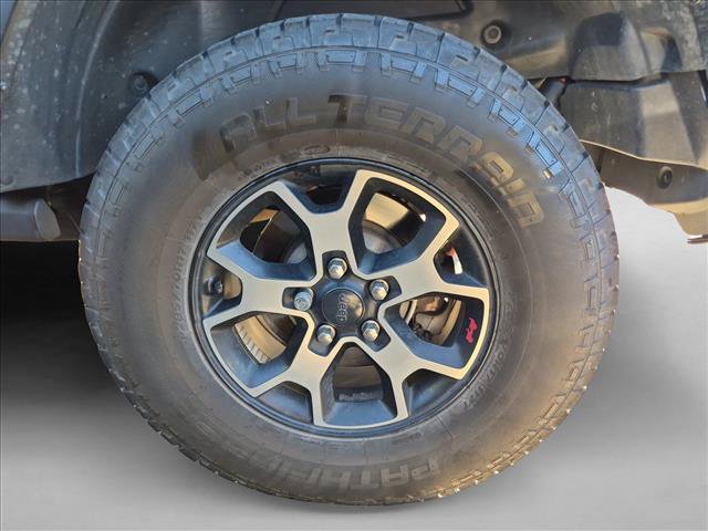 Used 2018 Jeep Wrangler Unlimited Rubicon w/ Cold Weather Group AWD/4WD image 7