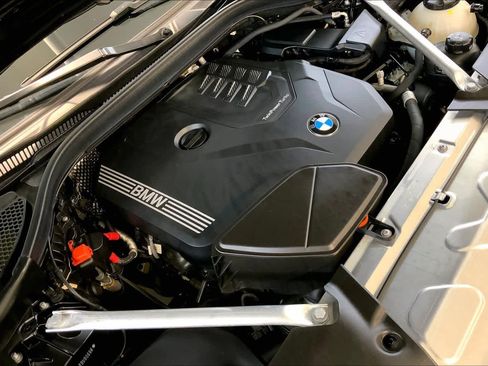Used 2024 BMW X3 xDrive30i w/ Premium Package AWD/4WD image 31
