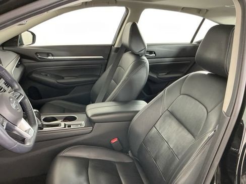 Used 2019 Nissan Altima 2.5 Platinum AWD/4WD image 14