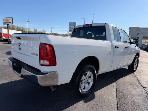 Used 2024 RAM 1500 Classic SLT AWD/4WD image 4
