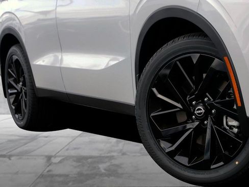 New 2026 Nissan Rogue SL AWD/4WD image 3