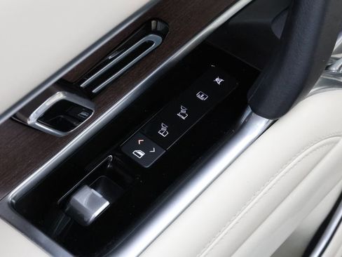 Used 2023 Land Rover Range Rover SE AWD/4WD image 21