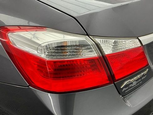 Used 2015 Honda Accord LX image 24