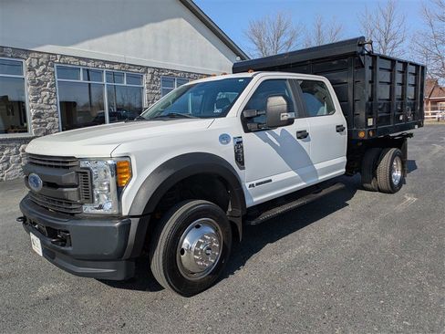 Used 2017 Ford F550 4x4 Crew Cab Super Duty image 2