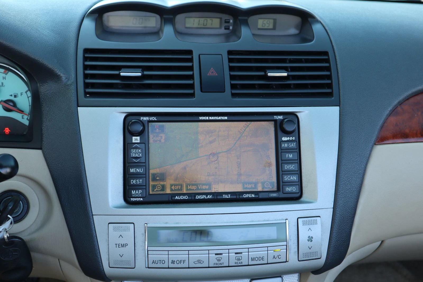 Used 2006 Toyota Solara SLE FWD image 18