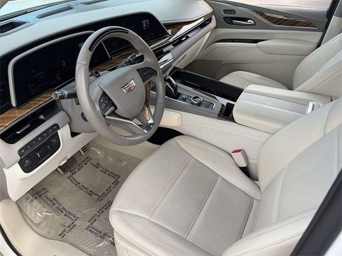Used 2023 Cadillac Escalade Premium Luxury Platinum w/ LPO, Radiant Package image 19