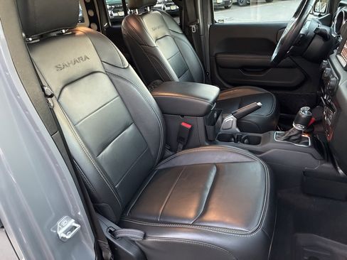 Used 2021 Jeep Wrangler Unlimited Sahara w/ Cold Weather Group image 20