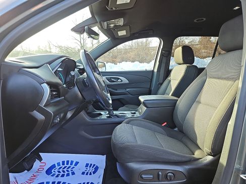 Certified 2022 Chevrolet Traverse LT w/ Midnight/Sport Edition image 13