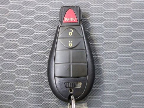 Used 2019 RAM 1500 Express w/ Express Value Package image 25