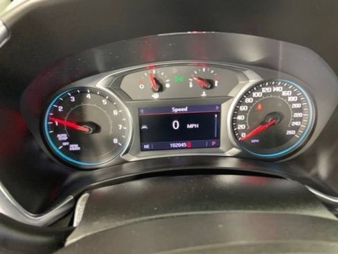 Used 2020 Chevrolet Equinox Premier AWD/4WD image 32