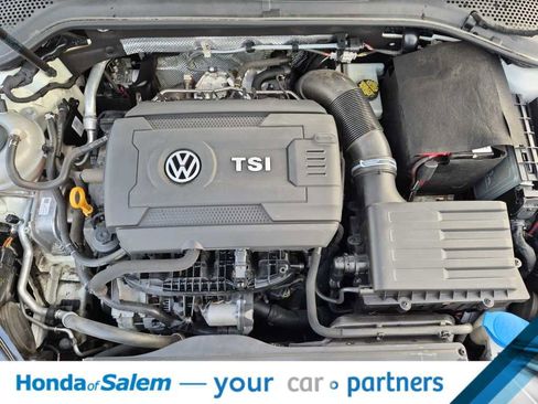 Used 2017 Volkswagen GTI Sport image 9