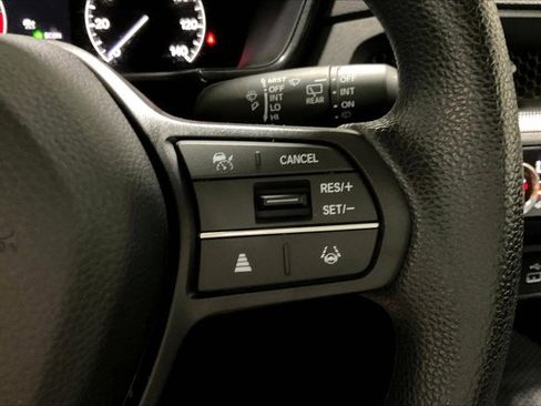 Used 2024 Honda CR-V LX image 19