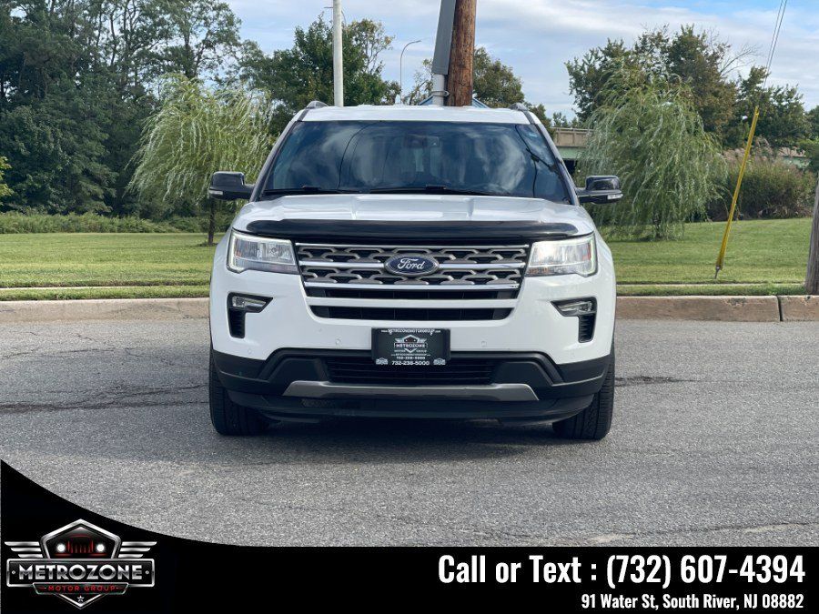Used 2018 Ford Explorer XLT w/ Equipment Group 202A AWD/4WD image 10