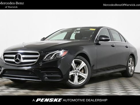 Certified 2018 Mercedes-Benz E 300 4MATIC image 1
